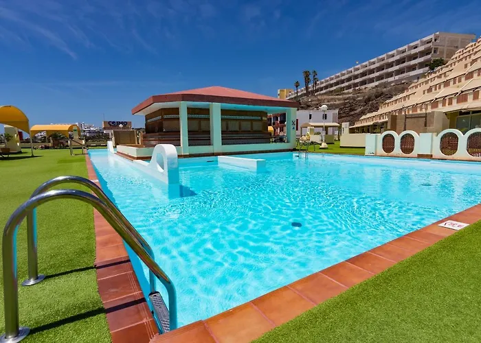 アパート The House Of Nonni Ventura - Beachfront, Ocean View, Wi-fi, Aircon, Swimming Pool