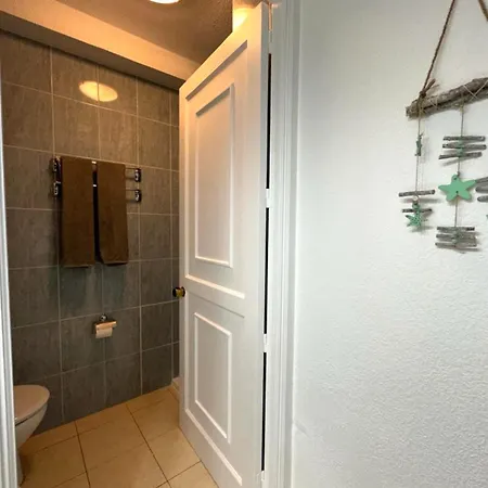 Apartamento The House Of Nonni Ventura - Beachfront, Ocean View, Wi-fi, Aircon, Swimming Pool *