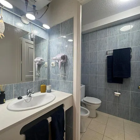 公寓 The House Of Nonni Ventura - Beachfront, Ocean View, Wi-fi, Aircon, Swimming Pool