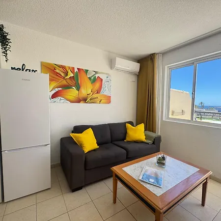 公寓 The House Of Nonni Ventura - Beachfront, Ocean View, Wi-fi, Aircon, Swimming Pool *