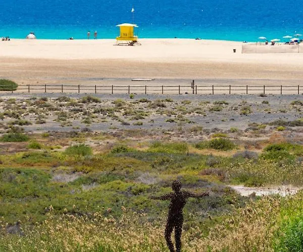 Apartment The House Of Nonni Ventura - Beachfront, Ocean View, Wi-fi, Aircon, Swimming Pool *